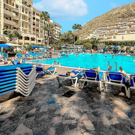 Cozy 2 Bedroom With Pool View And 2 Bathrooms In Cristianos Appartement