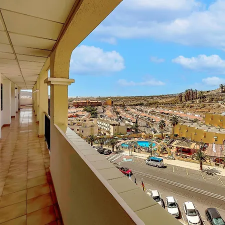 Cozy 2 Bedroom With Pool View And 2 Bathrooms In Cristianos Appartement