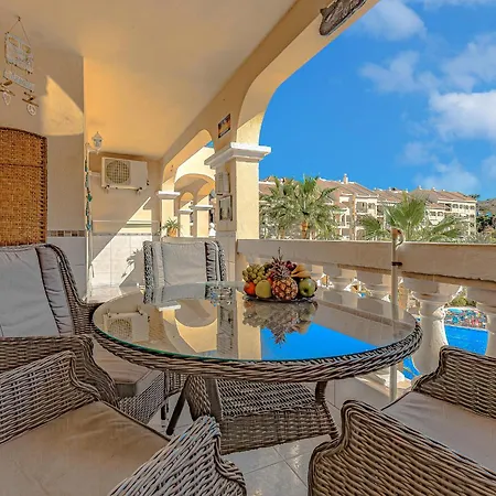 Cozy 2 Bedroom With Pool View And 2 Bathrooms In Cristianos Appartement